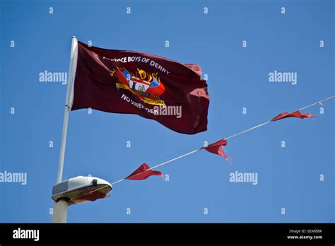 Unionist flags in The Fountain district of Londonderry, County Derry, Northern Ireland Stock ...