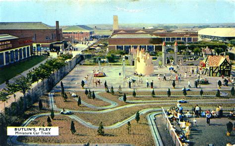 British Amusement Park and Fun Fair Postcards from the 1960s - Flashbak