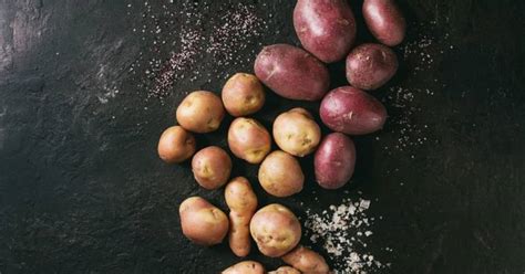 Red Potatoes Vs. White: What's The Distinction?