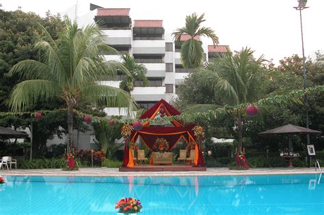 Singosari Room - Pool Side by Hotel Borobudur Jakarta | Bridestory.com