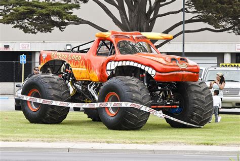 El Toro Loco Monster Truck by BrandonLee88 on DeviantArt