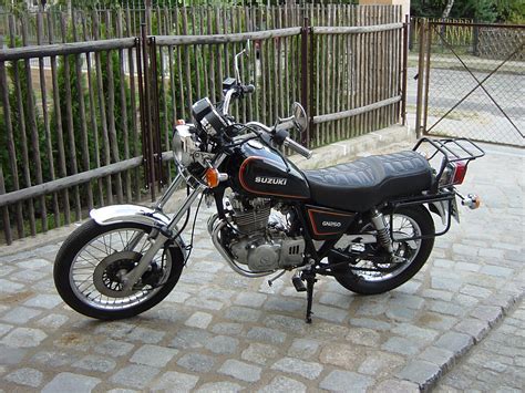 File:Suzuki GN250.jpg - Wikimedia Commons