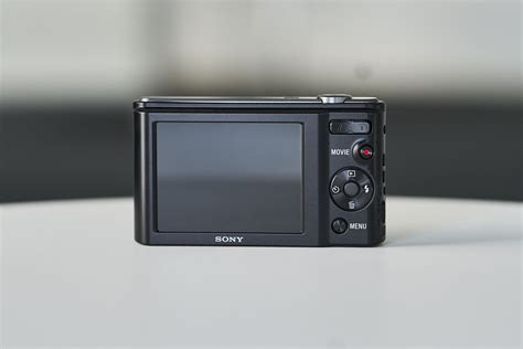 Sony DSC-W800 Review: Solid Performance, Price Point