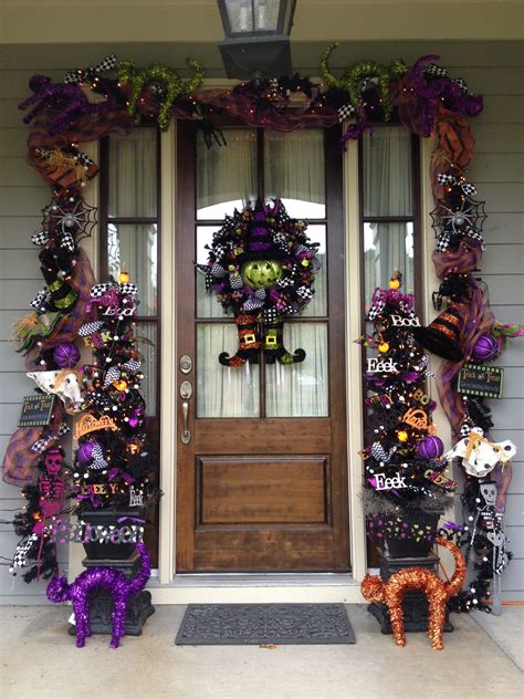 20+30+ Outside Front Door Entrance Decorating Ideas – HOMYRACKS