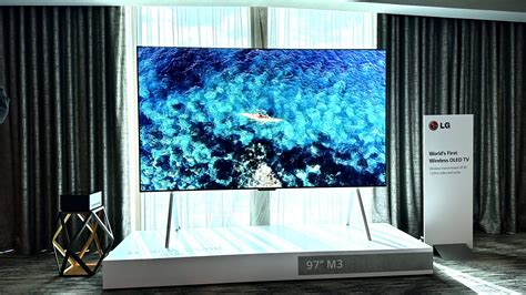 LG Unveils World's First 4K 120Hz Wireless OLED TV