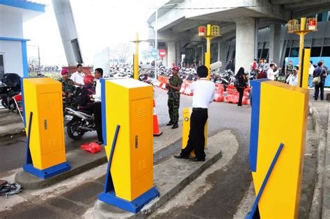 Kapasitas Parkir Sepeda Motor di Bandara Soetta Ditambah - Medcom.id