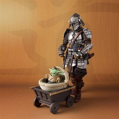 Ronin Mandalorian & Grogu Beskar Armor "THE MANDALORIAN " - BeachRC.com