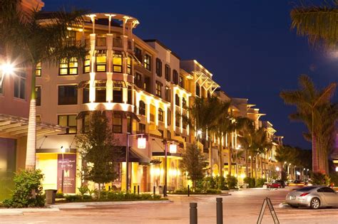 Wondering Where the Nightlife in Naples FL is? - My Luxury ExpertMy Luxury Expert