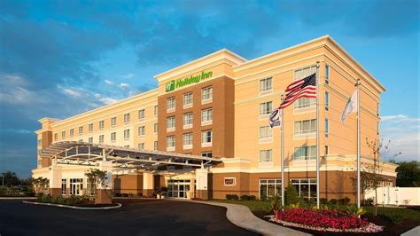 Holiday Inn Indianapolis Airport C$ 128 (C̶$̶ ̶2̶8̶2̶). Indianapolis Hotel Deals & Reviews - KAYAK