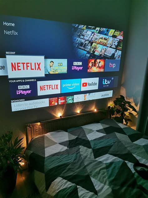 Reddit - CozyPlaces - Setup a cheap projector in my room | Room design ...