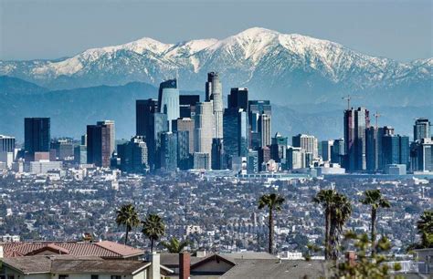 Photos of clear-skied Los Angeles are mind-blowing: Is the air really cleaner? - SFGate