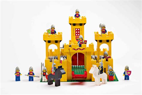 LEGO® Castle | LEGO® History | LEGO.com CN