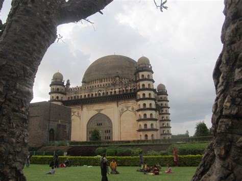 Water facility planned for greenery at whispering gallery; Gol Gumbaz ...