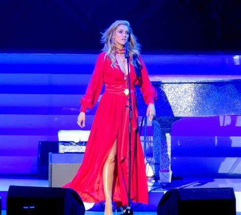 85 best Delta Goodrem Wings of The Wild tour 2016 images on Pinterest | Wings, Australia tours ...