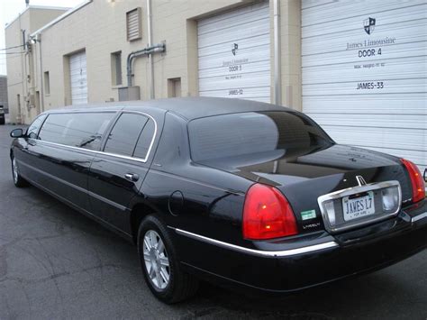 2010 Lincoln Town Car 120″ Stretch Limousine for sale