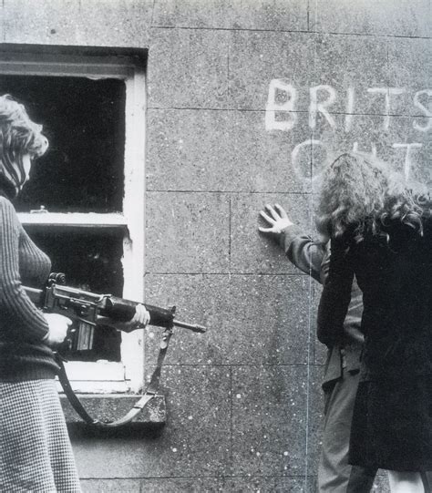 Got to love those "Real" Irish Gals. Woman of The Irish Republican Army ...