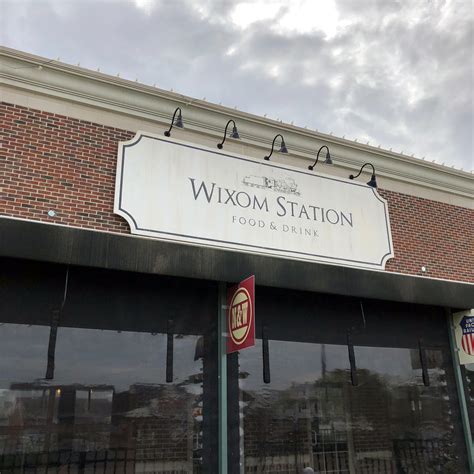 Wixom Station – Wixom, MI – Michigan Chews & Brews