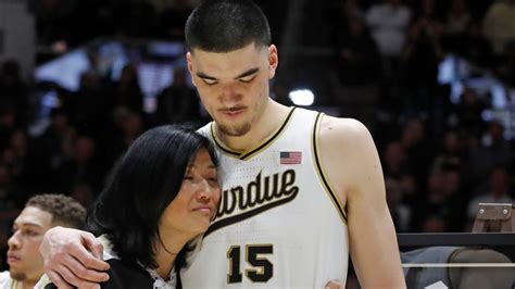 WATCH: Purdue surprises star Zach Edey by hanging jersey number in ...