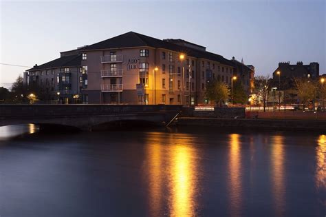 Leonardo Hotel Galway - Formerly Jurys Inn: AU$174 Deals & Reviews (Galway, IRL) | Wotif