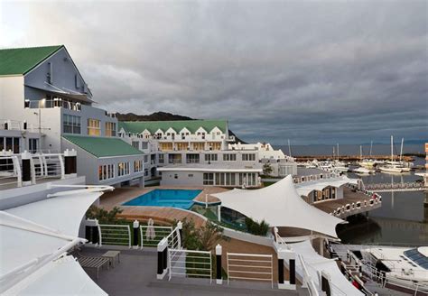 Krystal Beach Hotel in Gordons Bay, Cape Town