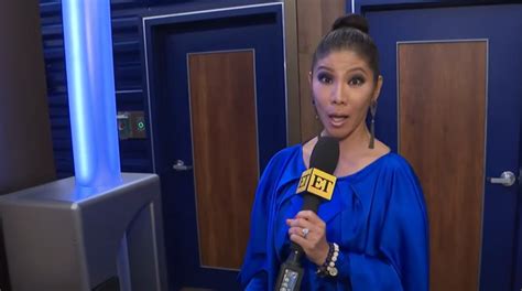 Julie Chen hosts BB25 house tour – Big Brother Network