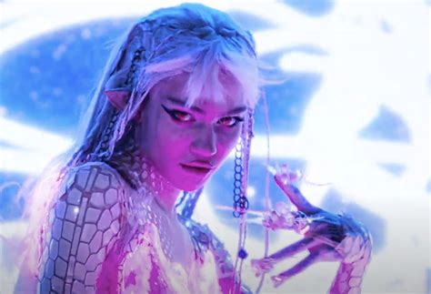 Grimes Is a Red-Eyed Warrior Elf in ‘Shinigami Eyes’ Video – Rolling Stone