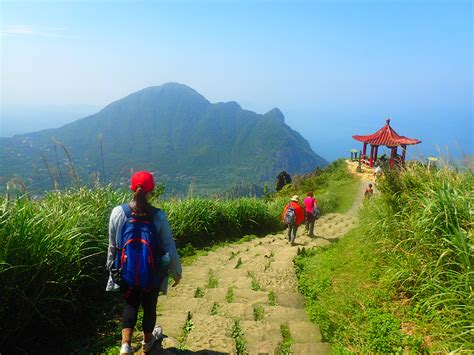 JIUFEN Hiking - Mountains in Northeast Taiwan - Taiwan Everything