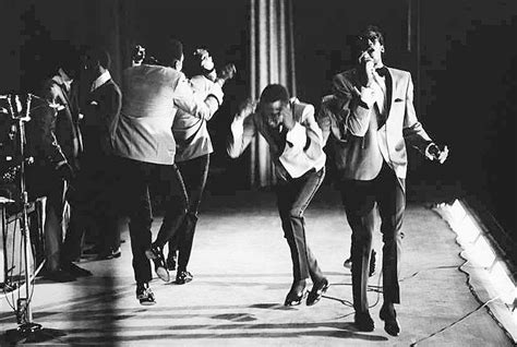 MOTOWN SNAPSHOT FLASHBACKS! TEMPTATIONS 1964