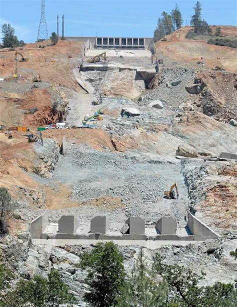 Oroville Dam: New spillway design said to pass muster