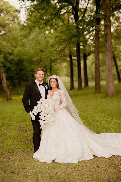 Collins Tuohy of 'The Blindside' Shares Her Wedding Day | Wedding ...