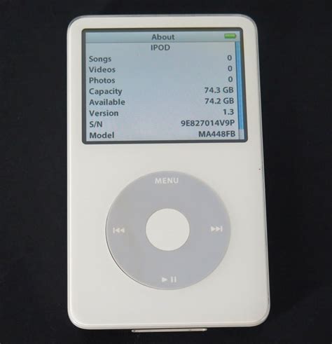 Apple iPods - Apple IPod Classic - 5th Generation WHITE 80GB [ MA448FB ...