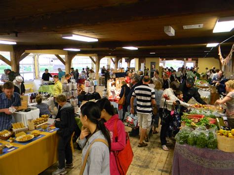 Busy day | Wolfville Farmers' Market | Annapolis valley, Wolfville, Nova scotia