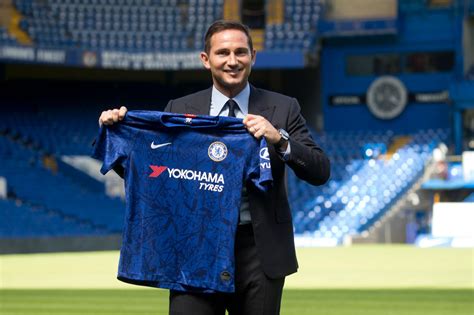 Frank Lampard Chelsea FC Manager's Desktop Wallpapers - Chelsea Core