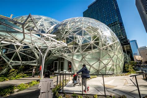 The Spheres in the New Amazon Headquarters | Wowow Home Magazine