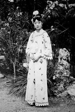 Empress Wanrong (1906-1946) - Find a Grave Memorial