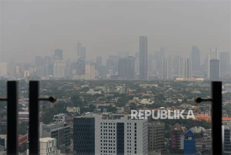 WFH di Hari Pertama KTT ASEAN, Pengamat: Udara Jakarta Langsung Bersih ...