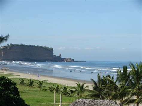 Hermosa vista de la playa de Olón, en la Ruta del Spondylus. Ecuador, Beach, Water, Outdoor ...