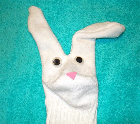 Bunny Sock Puppet Craft - Ziggity Zoom Family