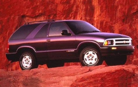 1995 Chevrolet Blazer Pictures - 5 Photos | Edmunds