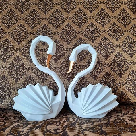 White Swan Pair Showpiece - Flickkerbox