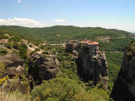 Meteora Day Trip from Neoi Poroi - Evi Tours