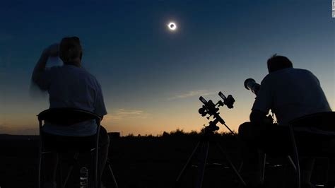 Solar eclipse pictures: Tips for photographers - CNN