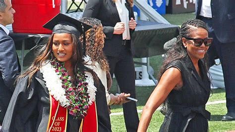 Sasha Obama Graduates From USC, Barack & Michelle Obama In Attendance ...