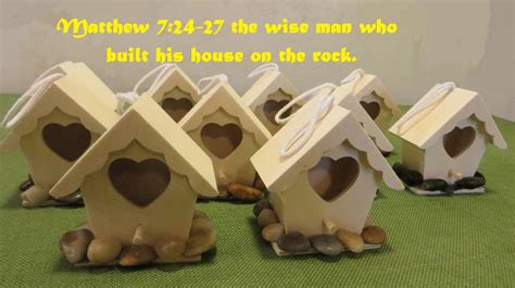 Little Seeds Of Faith: The Wise and Foolish Builders craft idea