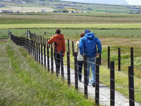 Journeys with Mary: Maeshowe and Viking Graffiti