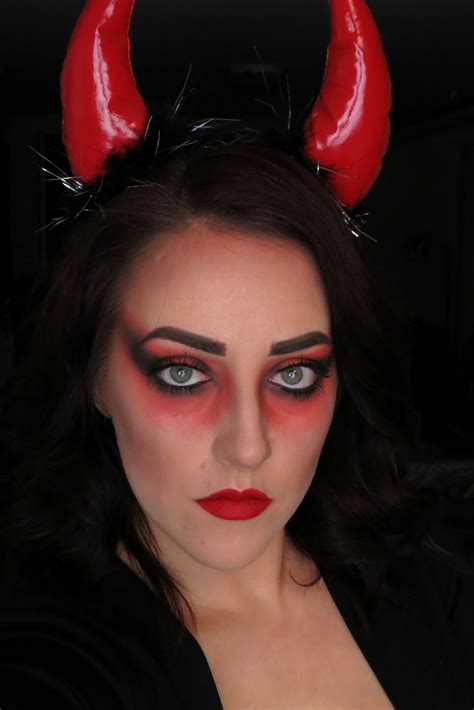 Pretty Devil Makeup | Saubhaya Makeup