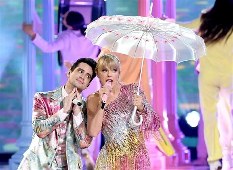 Taylor Swift, Brendon Urie Give First Live Performance of 'Me!'