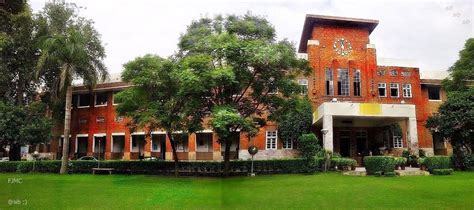 FATIMA JINNAH MEDICAL COLLEGE,FOR WOMEN, LAHORE BATCH 2007-2012 - Home