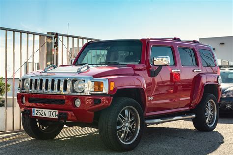 An all-electric version of the iconic Hummer may be coming soon – BGR