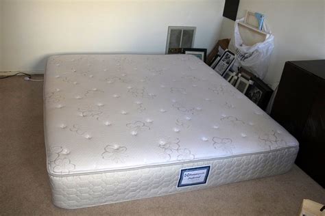 Items for Sale: Sealy Posturepedic Preferred Cal King Plush Mattress